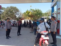 Kapolsek Barru Pantau Stok BBM di SPBU Siawung, Pastikan Ketersediaan Tetap Terkendali
